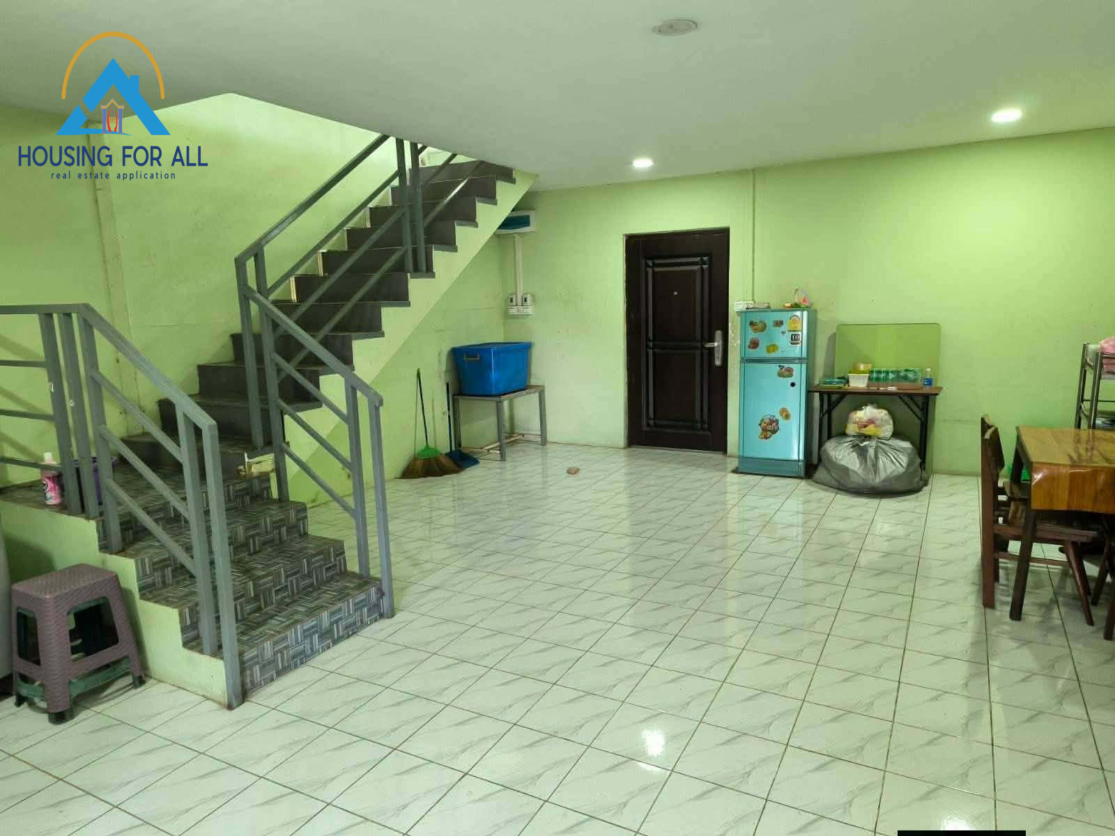 Home in Metric Way