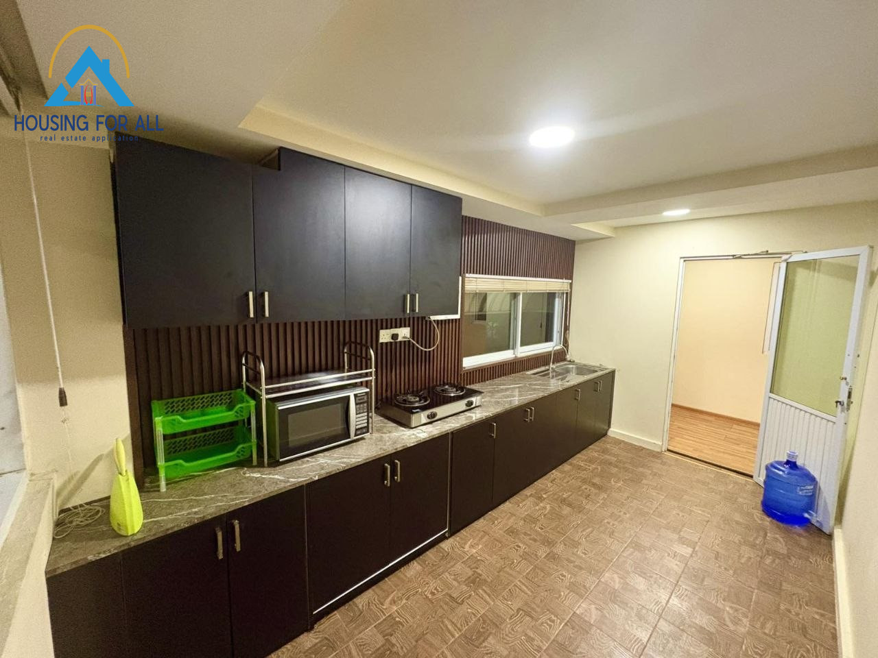 Home in Metric Way